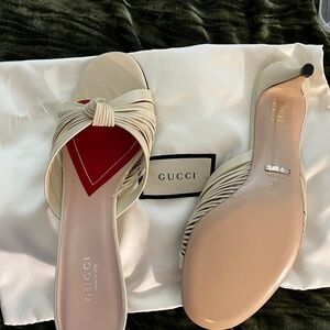 Ladies Gucci knotted kitten Heels white